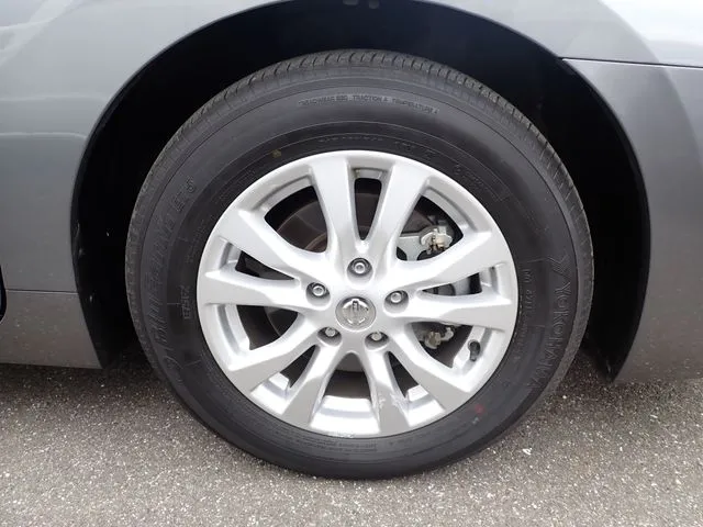 ニッサン　ティアナ