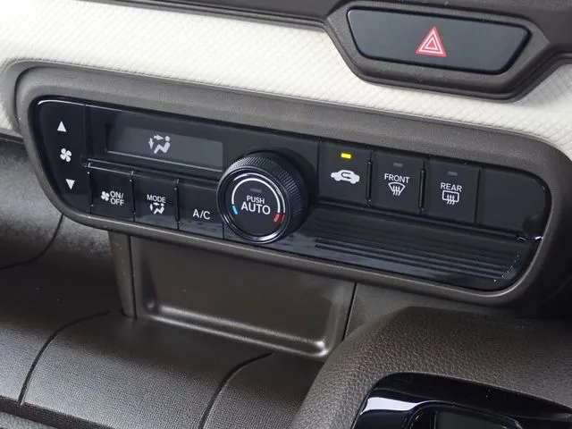 N-WGN(ホンダ)の車両写真