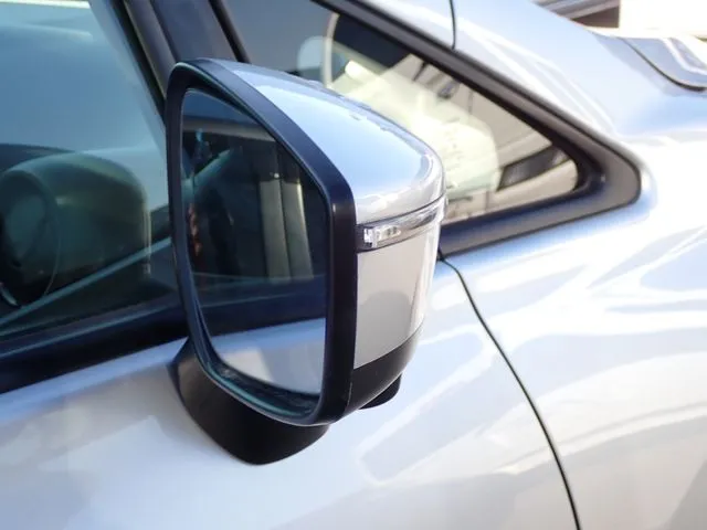 ノート(ニッサン)の車両写真