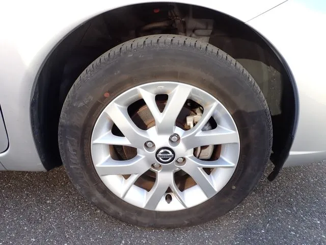 ノート(ニッサン)の車両写真