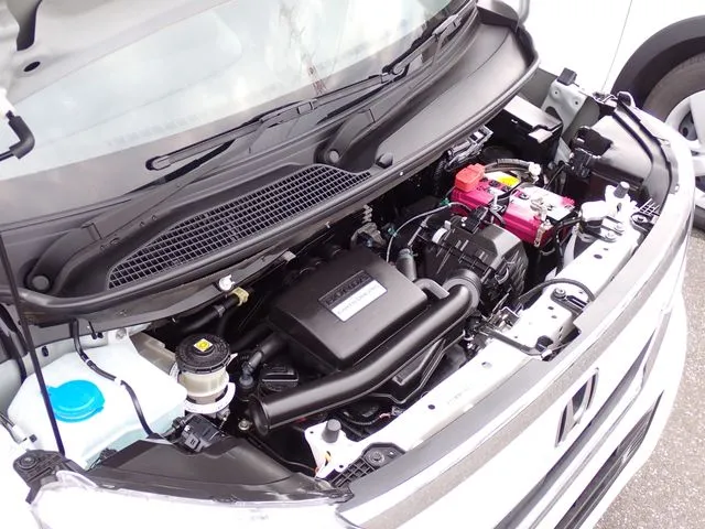 N BOX(ホンダ)の車両写真