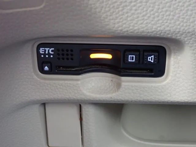 N BOX(ホンダ)の車両写真