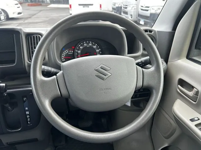 エブリイバン(スズキ)の車両写真