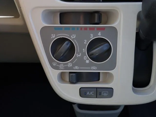 ダイハツ　ムーヴ