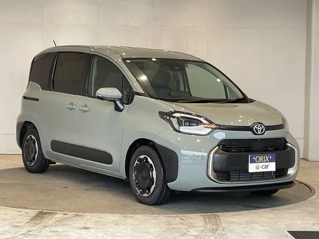 トヨタ　シエンタ　ハイブリッド