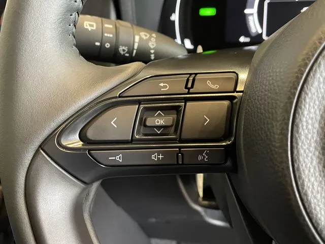 トヨタ　シエンタ　ハイブリッド