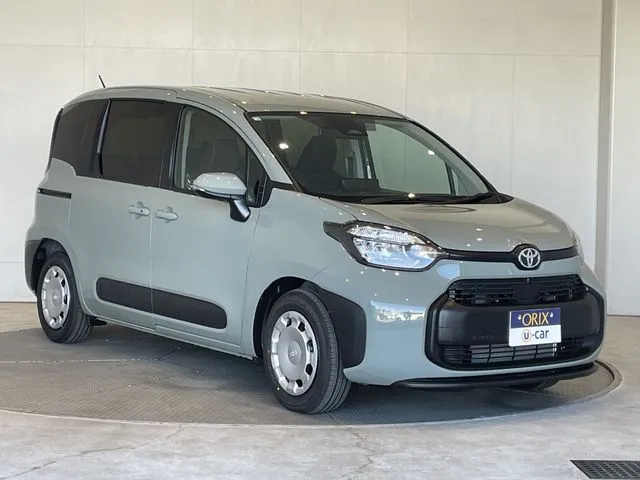 トヨタ　シエンタ　ハイブリッド