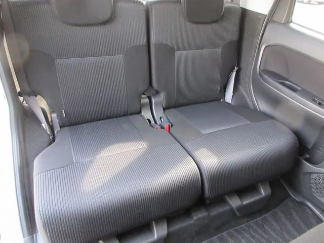 ムーヴ(ダイハツ)の車両写真