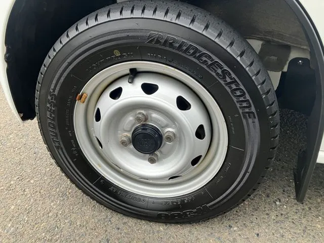 エブリイバン　４ＷＤ（スズキ）の車両写真