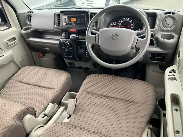エブリイバン　４ＷＤ（スズキ）の車両写真