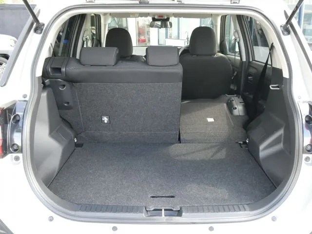 ロッキー(ダイハツ)の車両写真