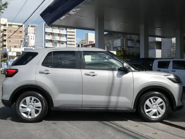 ロッキー(ダイハツ)の車両写真