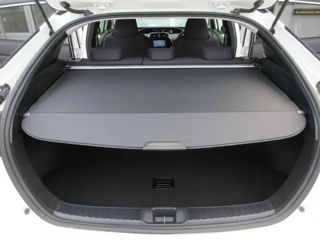 プリウス（トヨタ）の車両写真