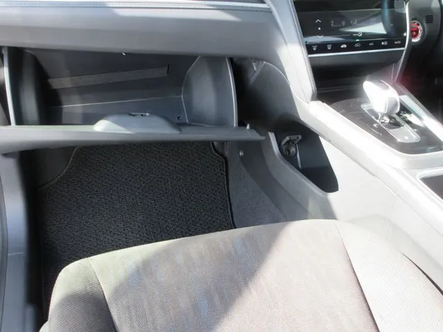 シャトル　ハイブリッド（ホンダ）の車両写真