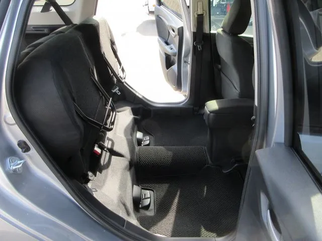 シャトル　ハイブリッド（ホンダ）の車両写真