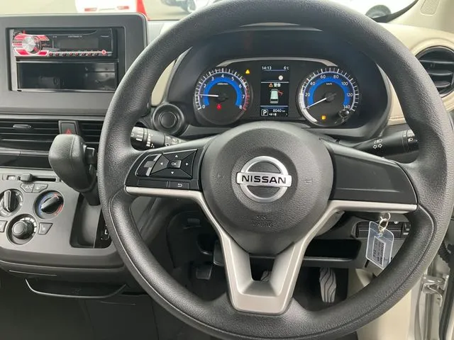 デイズ　４ＷＤ（ニッサン）の車両写真