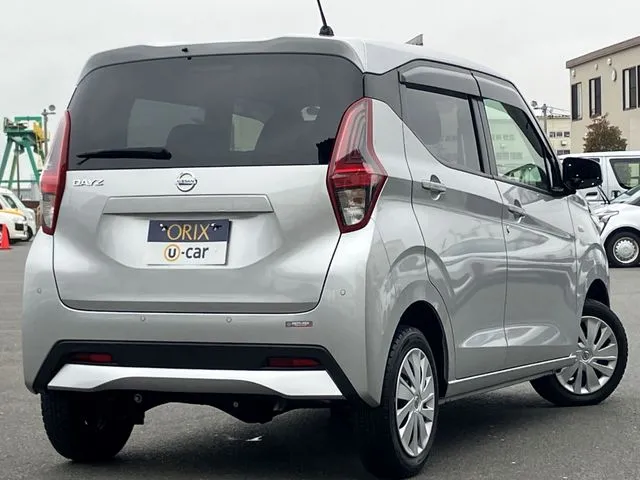 デイズ　４ＷＤ（ニッサン）の車両写真