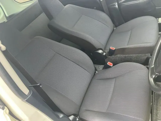 サクシードバン　４ＷＤ（トヨタ）の車両写真