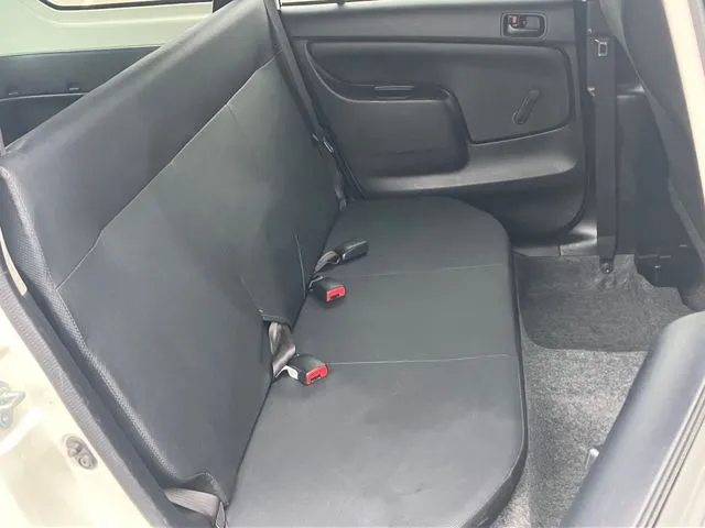 サクシードバン　４ＷＤ（トヨタ）の車両写真