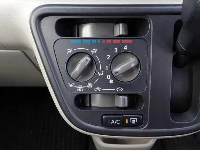 ブーン(ダイハツ)の車両写真