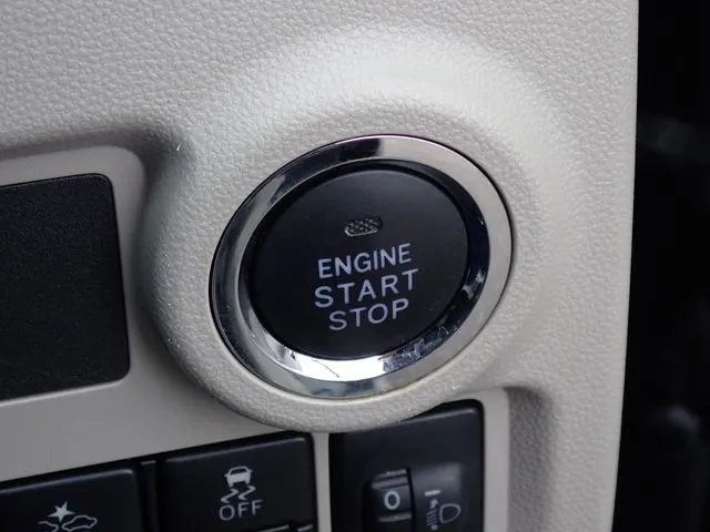 ブーン(ダイハツ)の車両写真