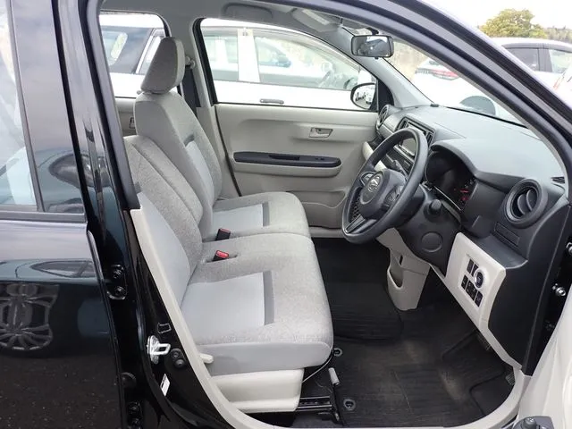 ブーン(ダイハツ)の車両写真