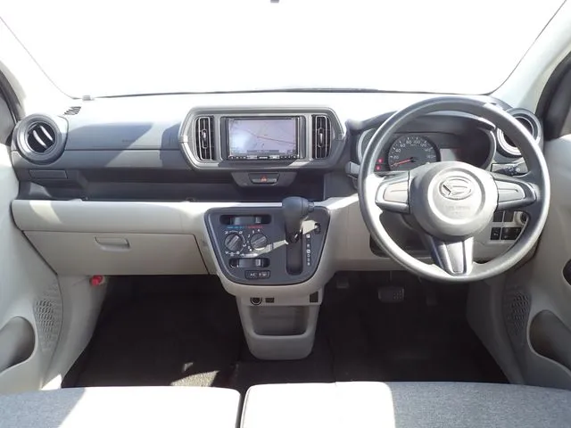 ブーン(ダイハツ)の車両写真