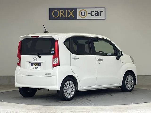 ムーヴ（ダイハツ）の車両写真