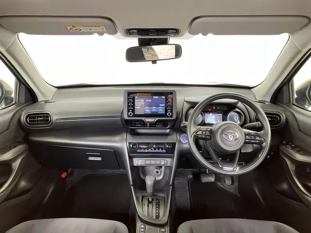 ヤリスクロス　ハイブリッド（トヨタ）の車両写真