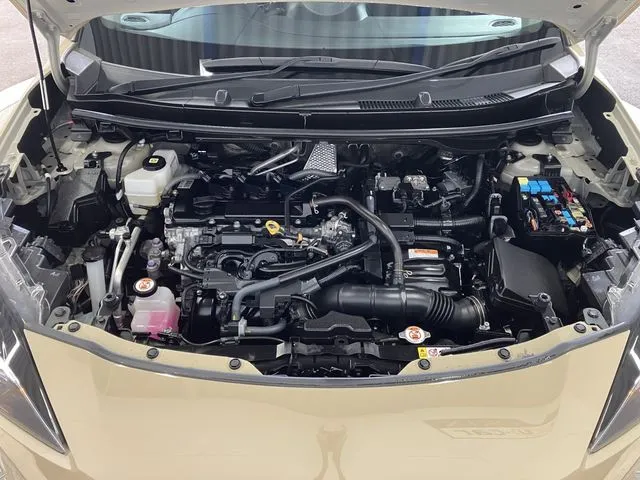 ヤリスクロス　ハイブリッド（トヨタ）の車両写真