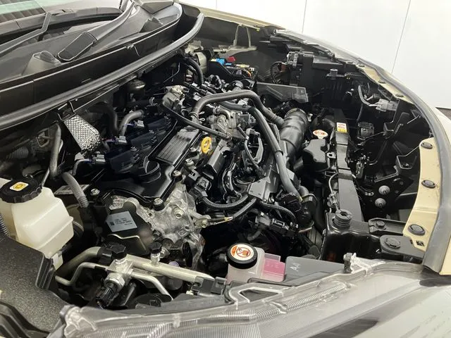 ヤリスクロス　ハイブリッド（トヨタ）の車両写真