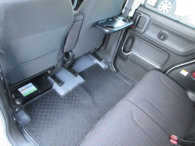 スペーシア 4WD(スズキ)の車両写真