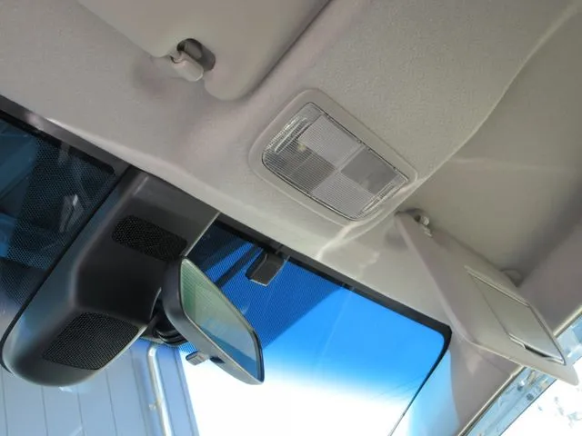 シャトル　ハイブリッド（ホンダ）の車両写真