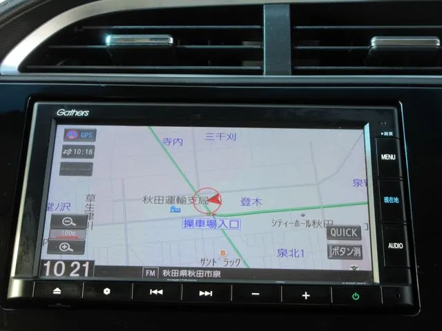 シャトル　ハイブリッド（ホンダ）の車両写真