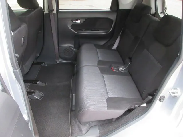 ムーヴ　４ＷＤ（ダイハツ）の車両写真