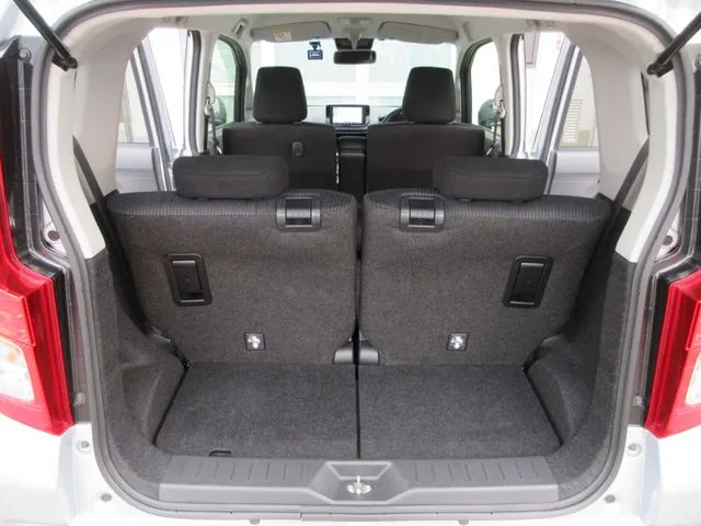 ムーヴ　４ＷＤ（ダイハツ）の車両写真