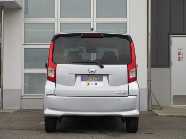 ムーヴ　４ＷＤ（ダイハツ）の車両写真