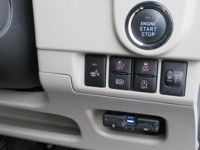 ムーヴ　４ＷＤ（ダイハツ）の車両写真