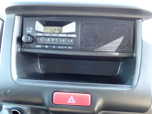 エブリイバン（スズキ）の車両写真