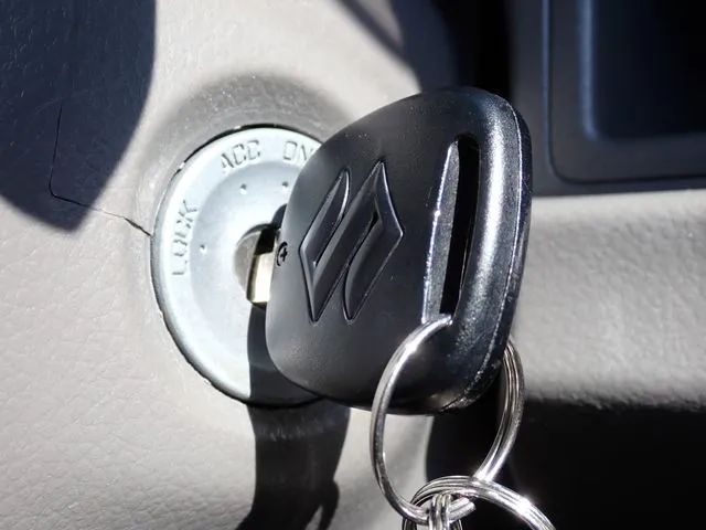 エブリイバン（スズキ）の車両写真