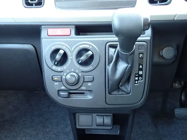 アルト（スズキ）の車両写真