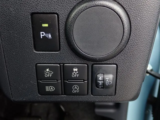 ミラ イース(ダイハツ)の車両写真