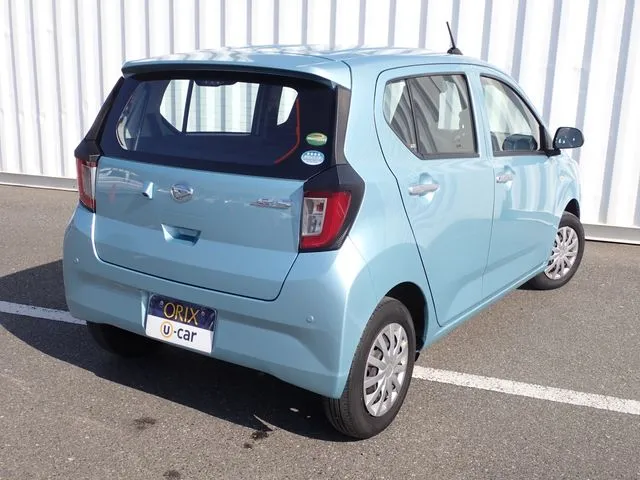 ミラ イース(ダイハツ)の車両写真