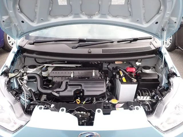 ミラ イース(ダイハツ)の車両写真