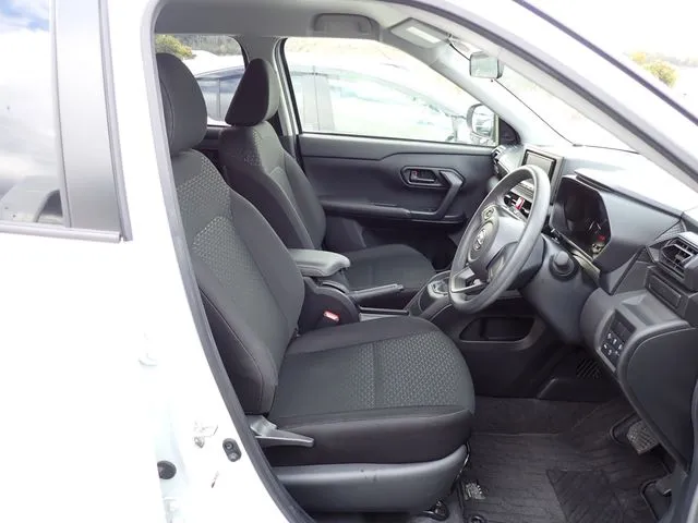 ロッキー（ダイハツ）の車両写真