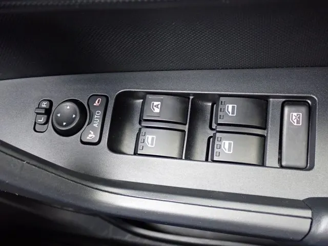 ロッキー（ダイハツ）の車両写真