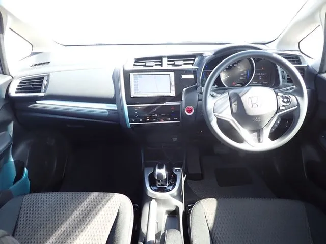 フィット　ハイブリッド（ホンダ）の車両写真