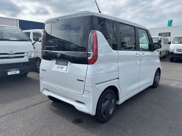 ルークス（ニッサン）の車両写真