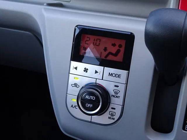 ピクシス　エポック（トヨタ）の車両写真