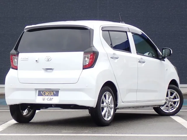 ピクシス　エポック（トヨタ）の車両写真